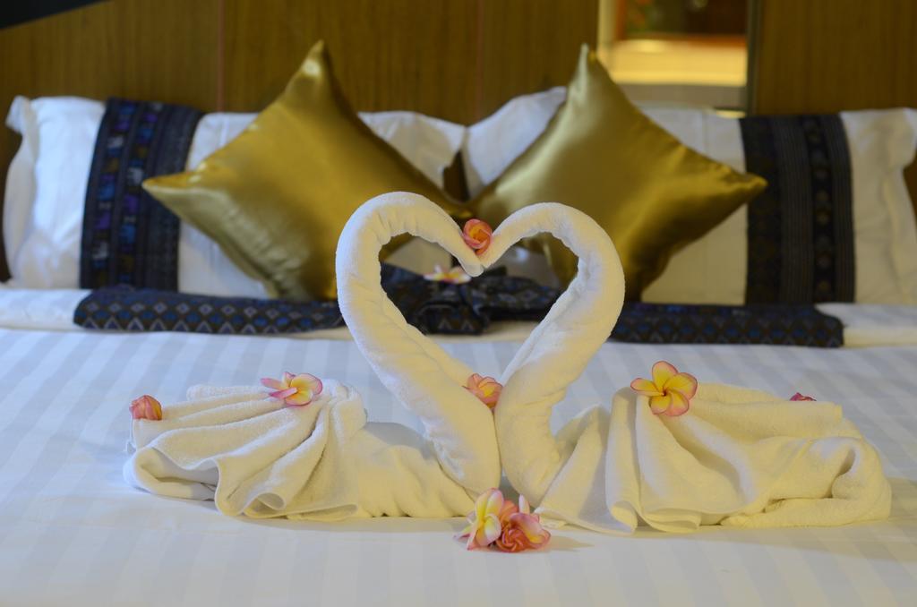 Centro Cnx Otel Chiang Mai Dış mekan fotoğraf