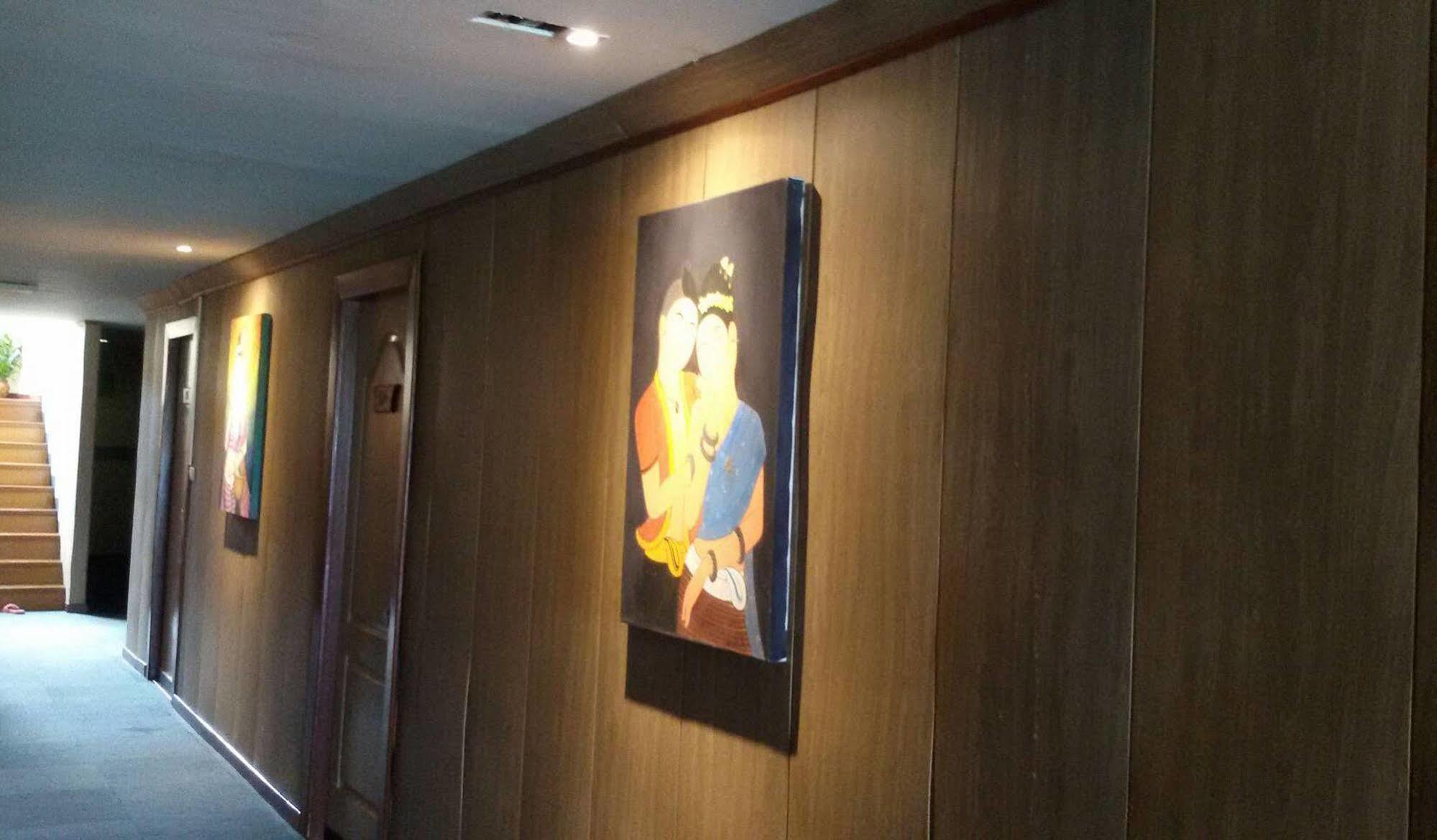 Centro Cnx Otel Chiang Mai Dış mekan fotoğraf