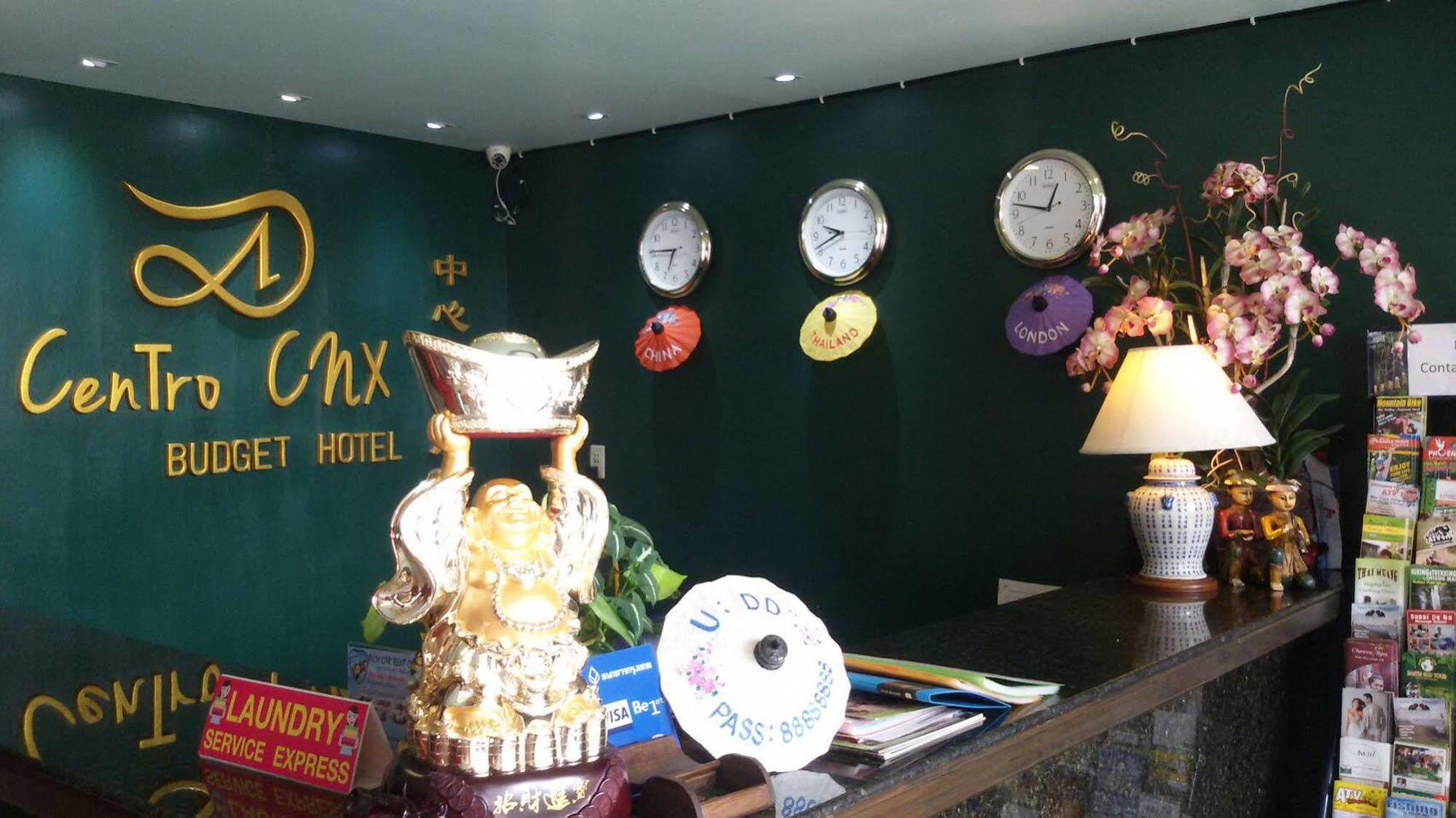 Centro Cnx Otel Chiang Mai Dış mekan fotoğraf